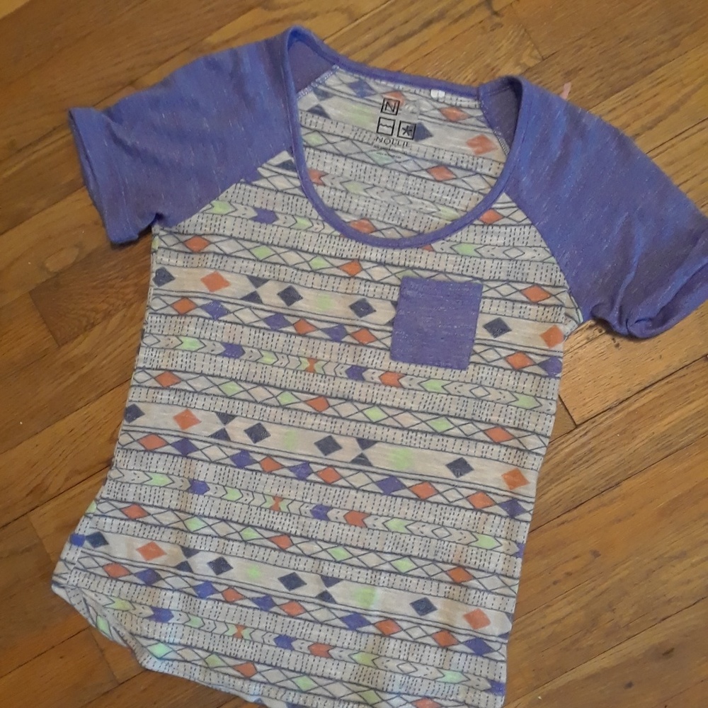 Nollie t-shirt Aztec pocket tee XS